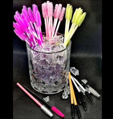 Wimpernbürste verschiedene Farben