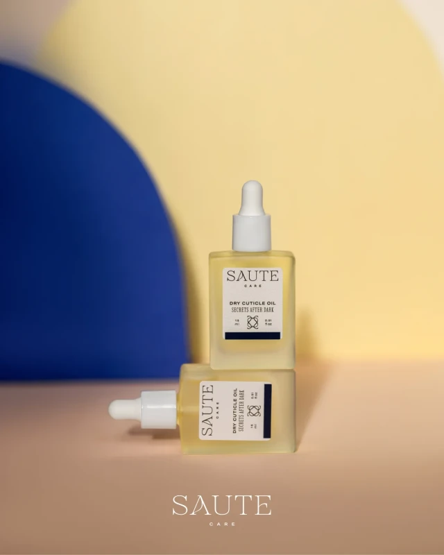 Sauté Care Dry Cuticle Oil „Secrets After Dark“ – Nagelhautöl 15 ml